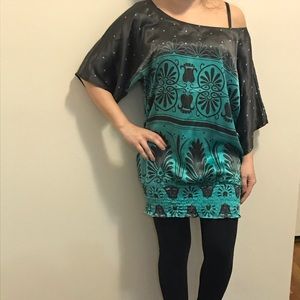 Satin Bilingual print tunic top